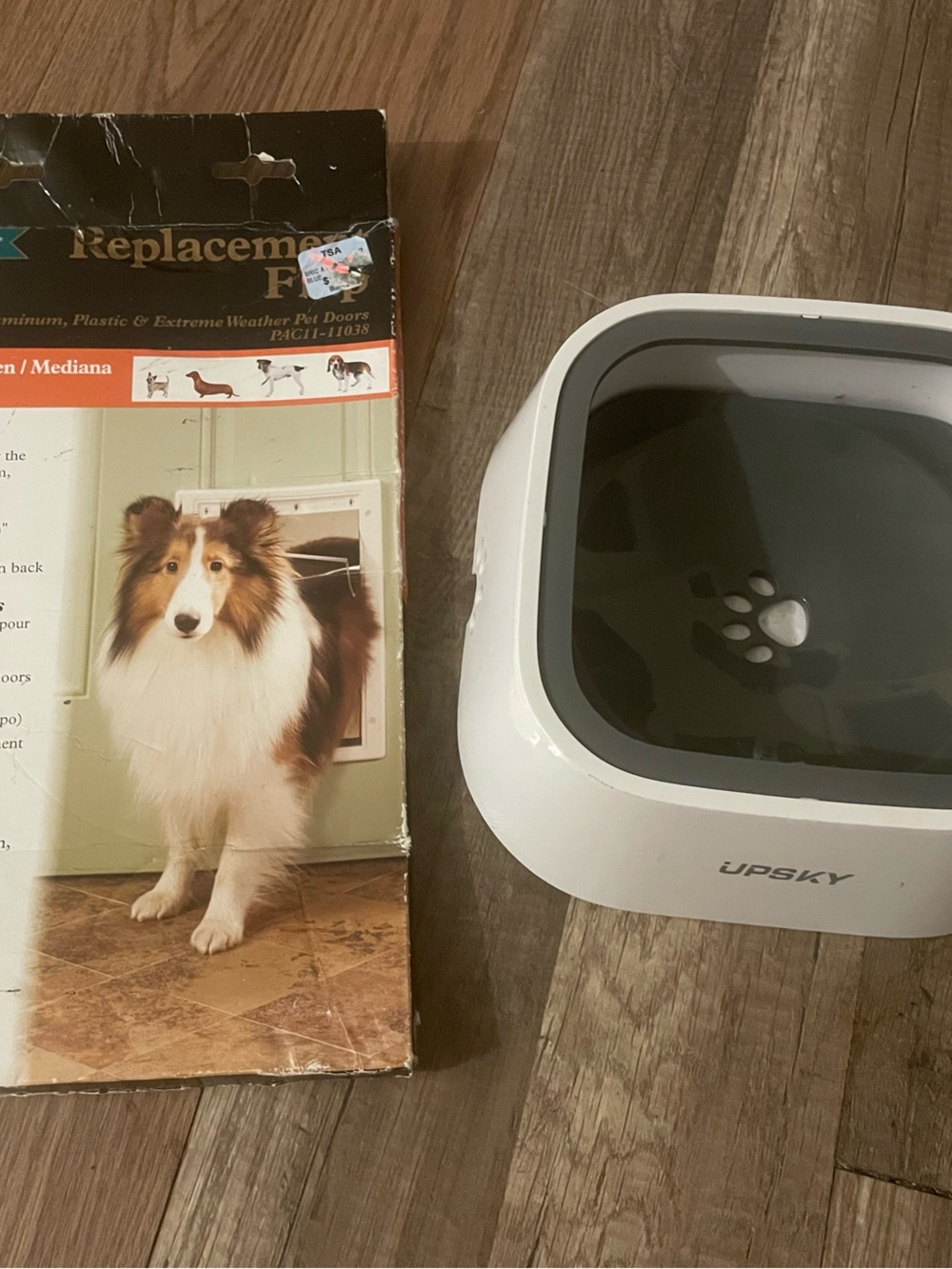 PetSafe White and Black Automatic Pet Bowl